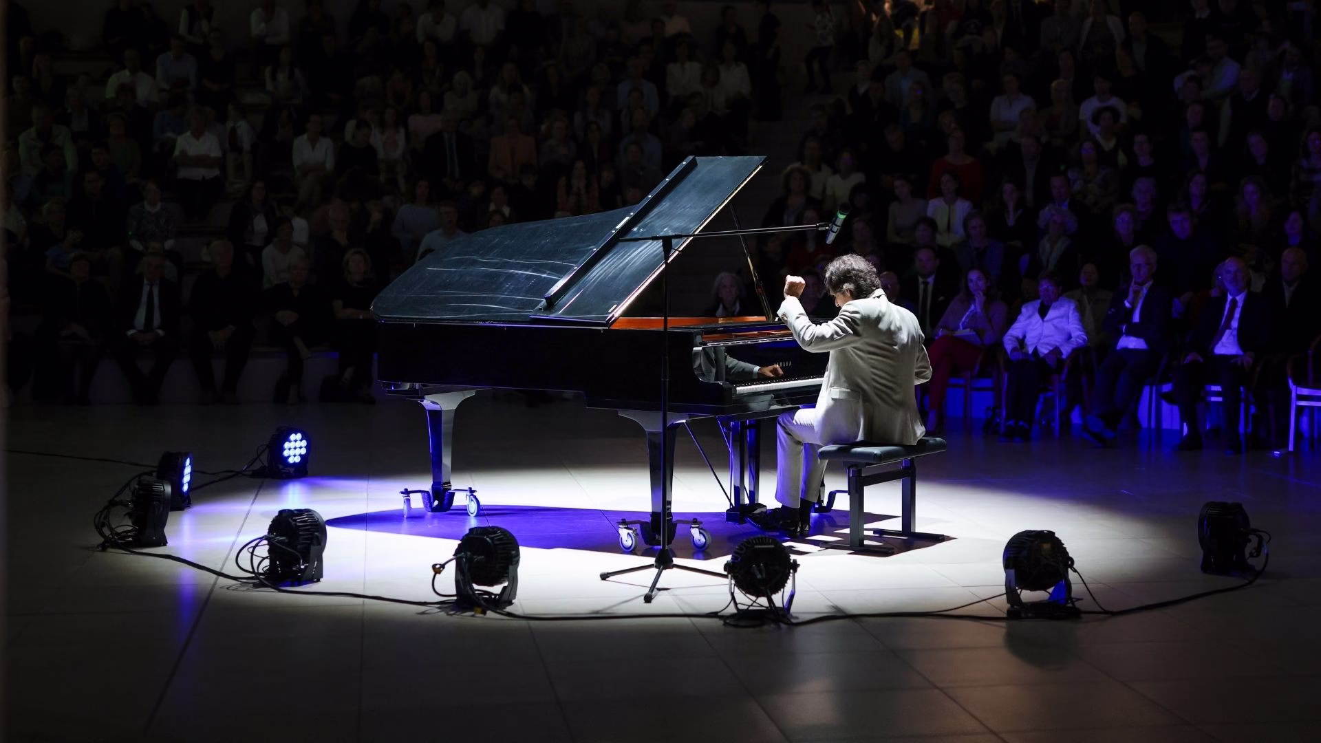 jótékonysági hangverseny angéla kiemelt