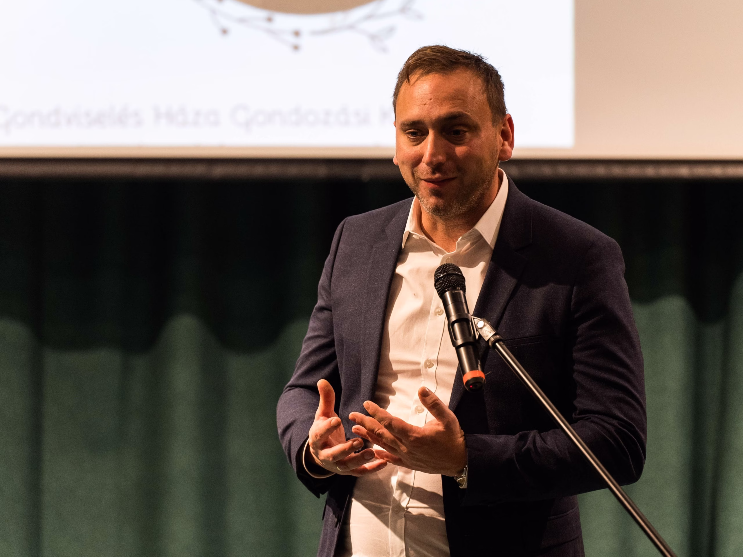 Gondviselés Háza 30 (3)